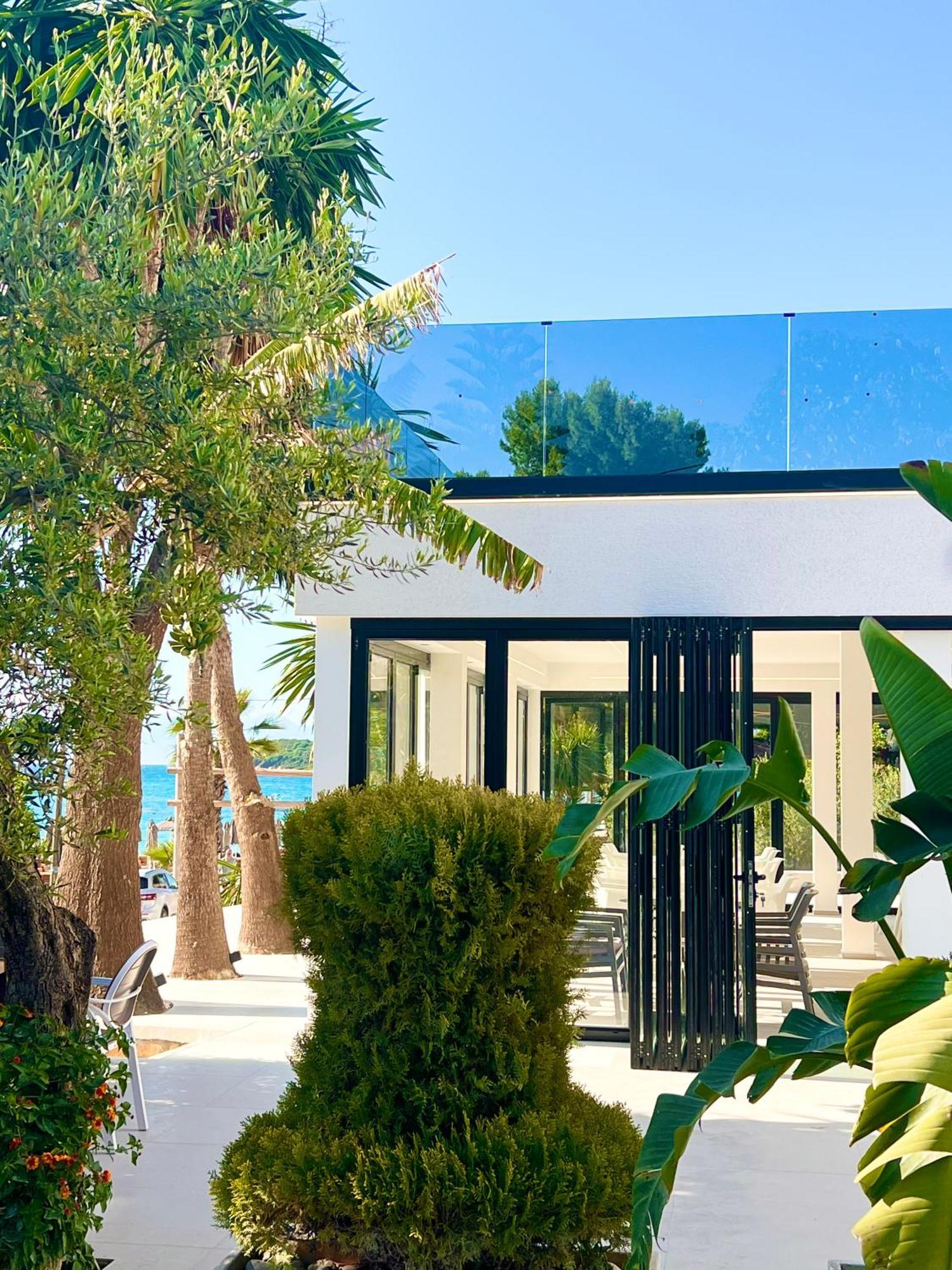Hotel Vila Park Bujari Ksamil Ксамил Экстерьер фото