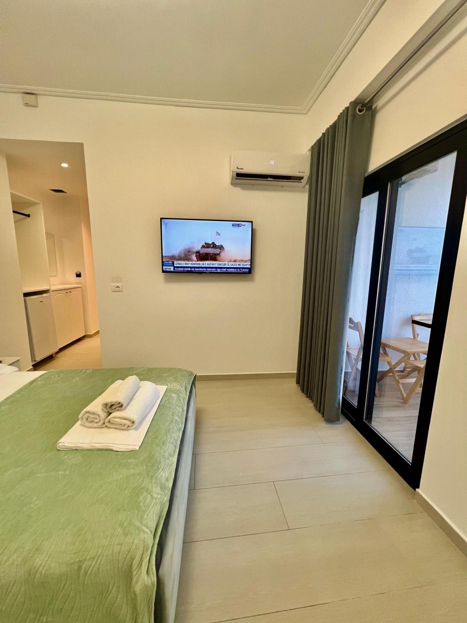 Hotel Vila Park Bujari Ksamil Ксамил Экстерьер фото