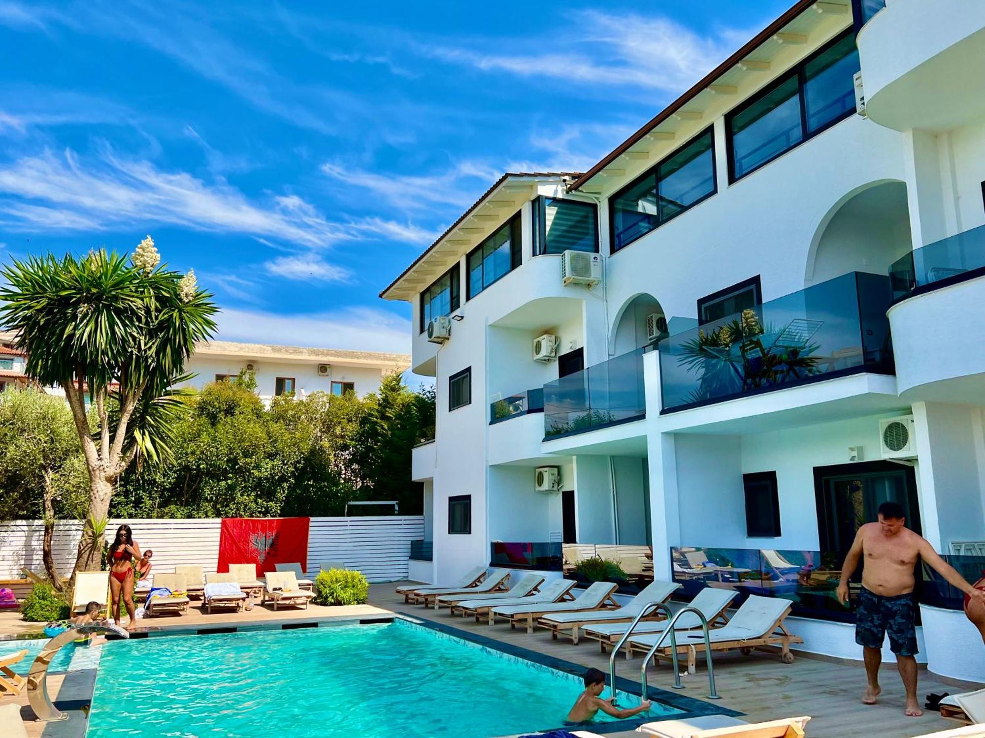 Hotel Vila Park Bujari Ksamil Ксамил Экстерьер фото