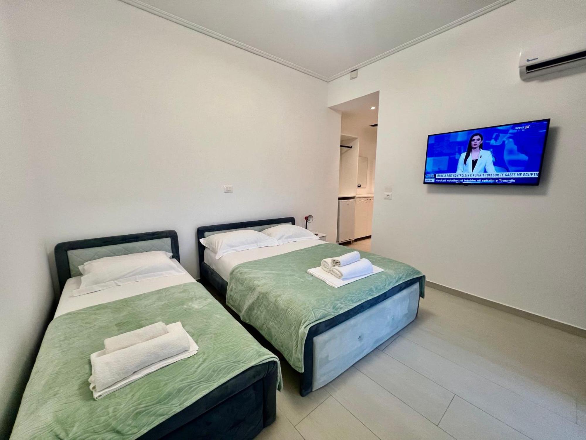 Hotel Vila Park Bujari Ksamil Ксамил Экстерьер фото