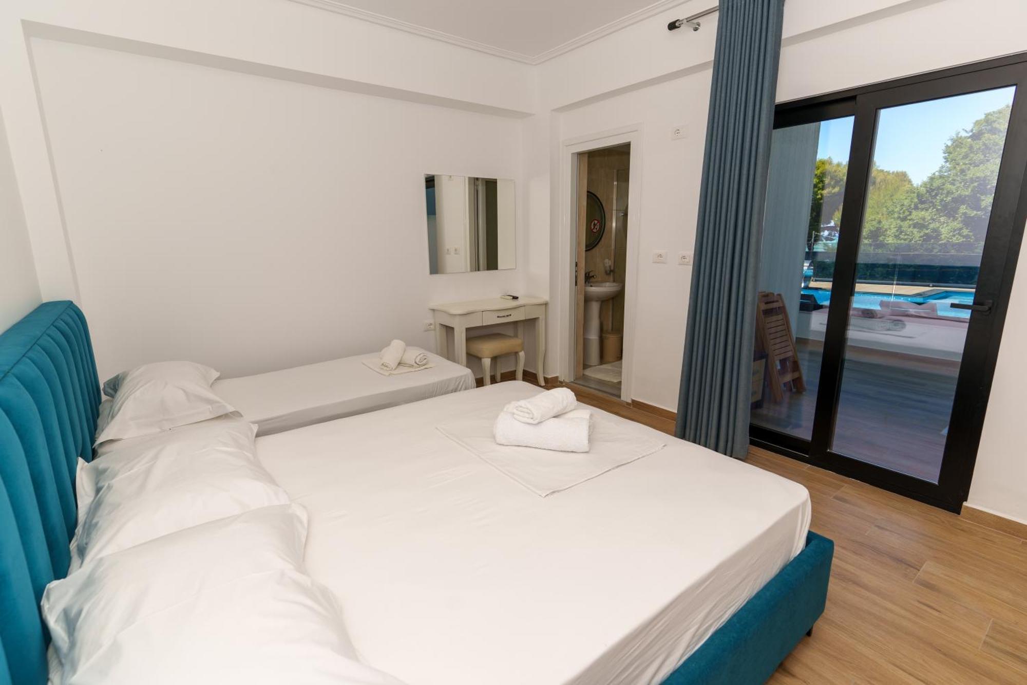 Hotel Vila Park Bujari Ksamil Ксамил Экстерьер фото